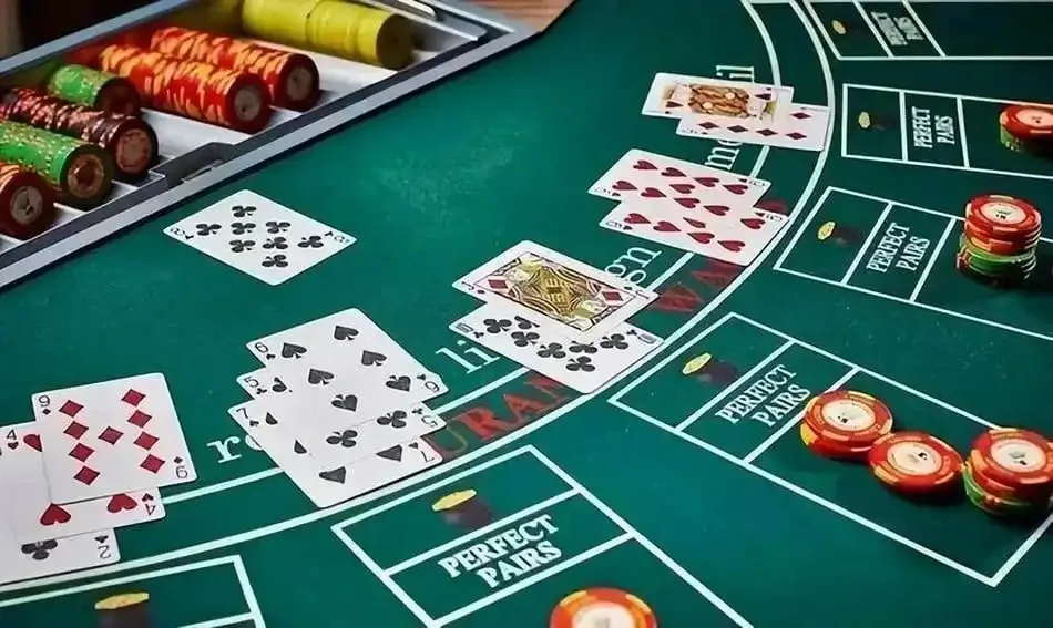 z777x Baccarat RoyalFlush